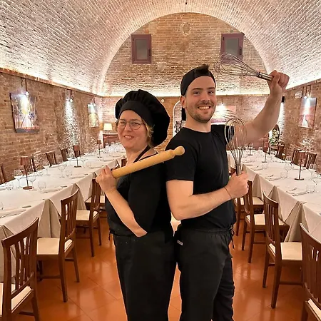 Hotel Ristorante Borgo Antico Monteroni d'Arbia